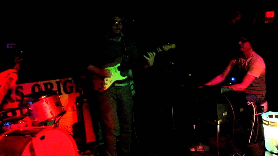 Video Cover Image: Paul Benjaman's Sunday Nite Thing w/ Chris Combs & Brian Hass - "Will It Go Round in Circles"